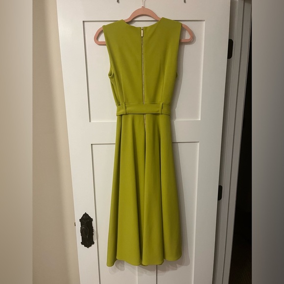Calvin Klein Tie Waist Midi Dress Color celery/keylime/olive - Picture 3 of 3
